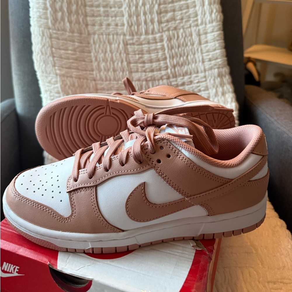 Brand new Nike Dunk Low - Size 8